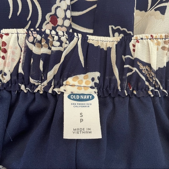 Old Navy Skirt - Picture 3 of 5